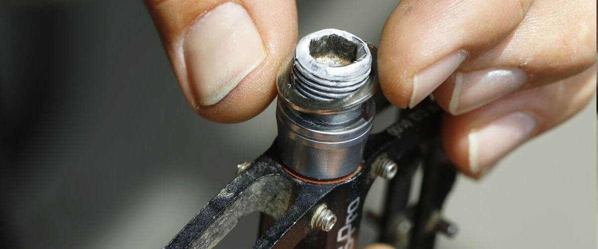 greasing techniques for bike pedals